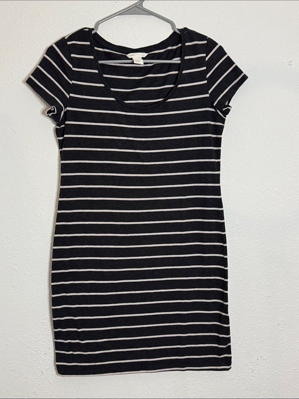 H&M Black and White Striped Scoop Neck Mini Dress